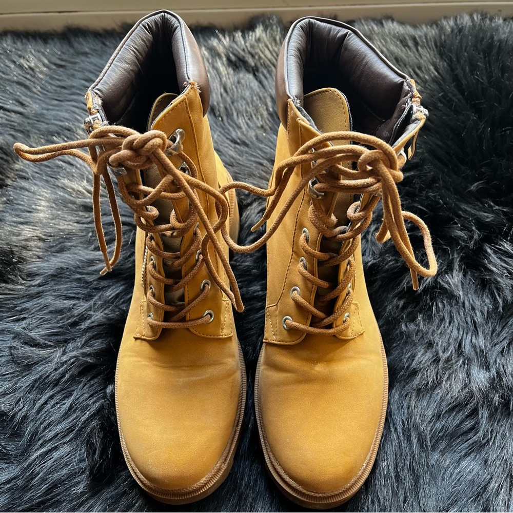 JustFab “Sebbe” Boots